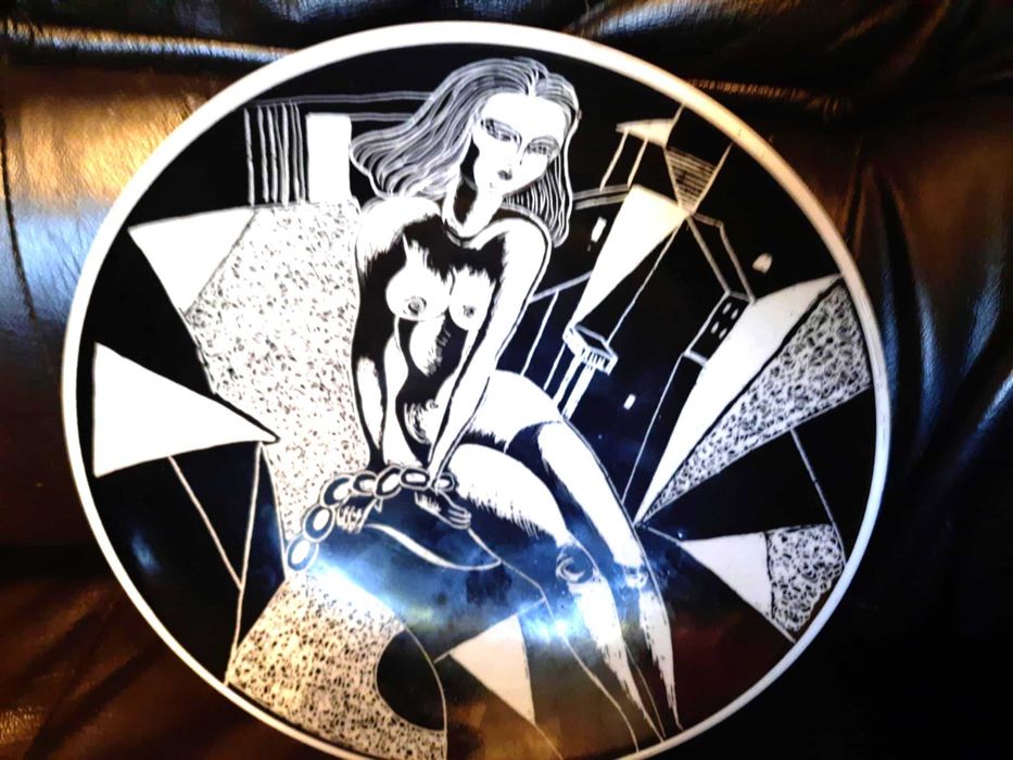 R & S porcelana do czekolady