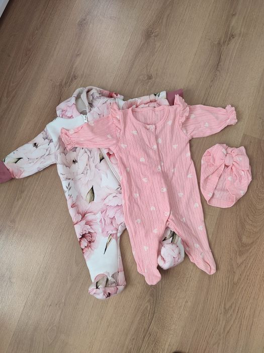 Набір на виписку для дівчинки 56 розмір