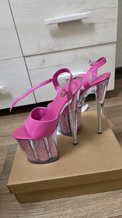 Продам нові стріпи (стрипы)