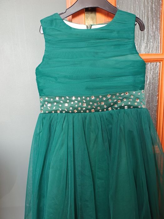 Неймовірно красиве плаття на випускний у садочок