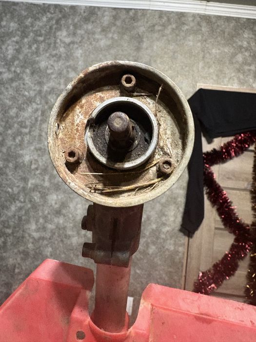 Тример бензиновий з двотактним двигуном БТ-52/3600