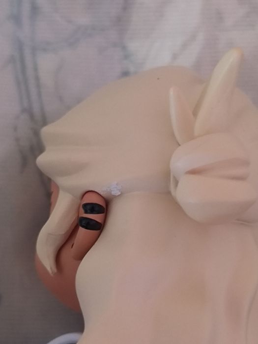 Figura Lil Peach Riot Loading Poppy Saint