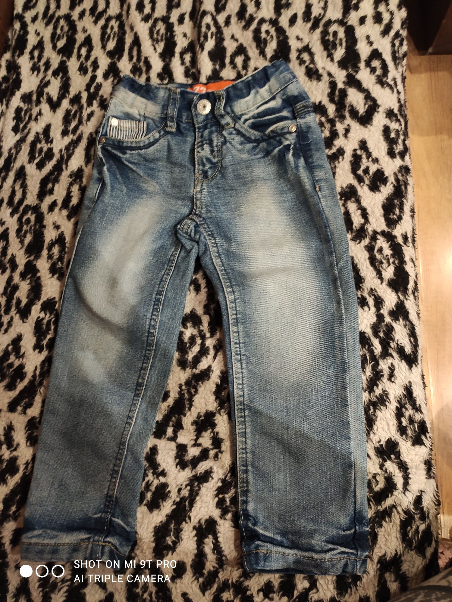 Spodnie jeans rozmiar 104