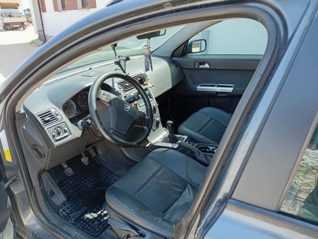 Volvo V50 2006r.