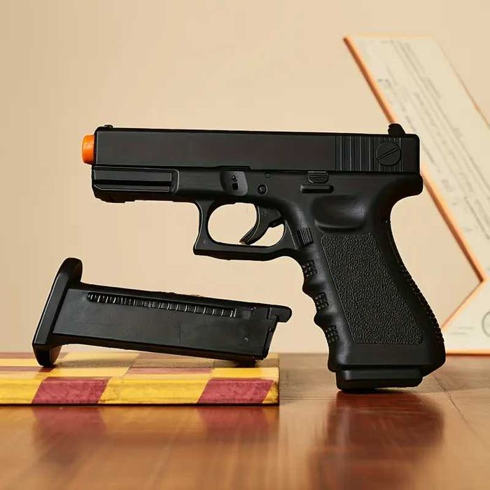 Pistola Glock - realista (brinquedo)
