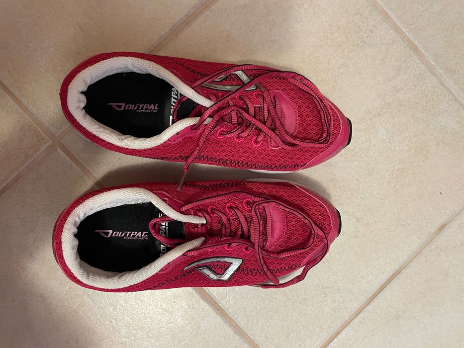 Ténis - Marca Outpace