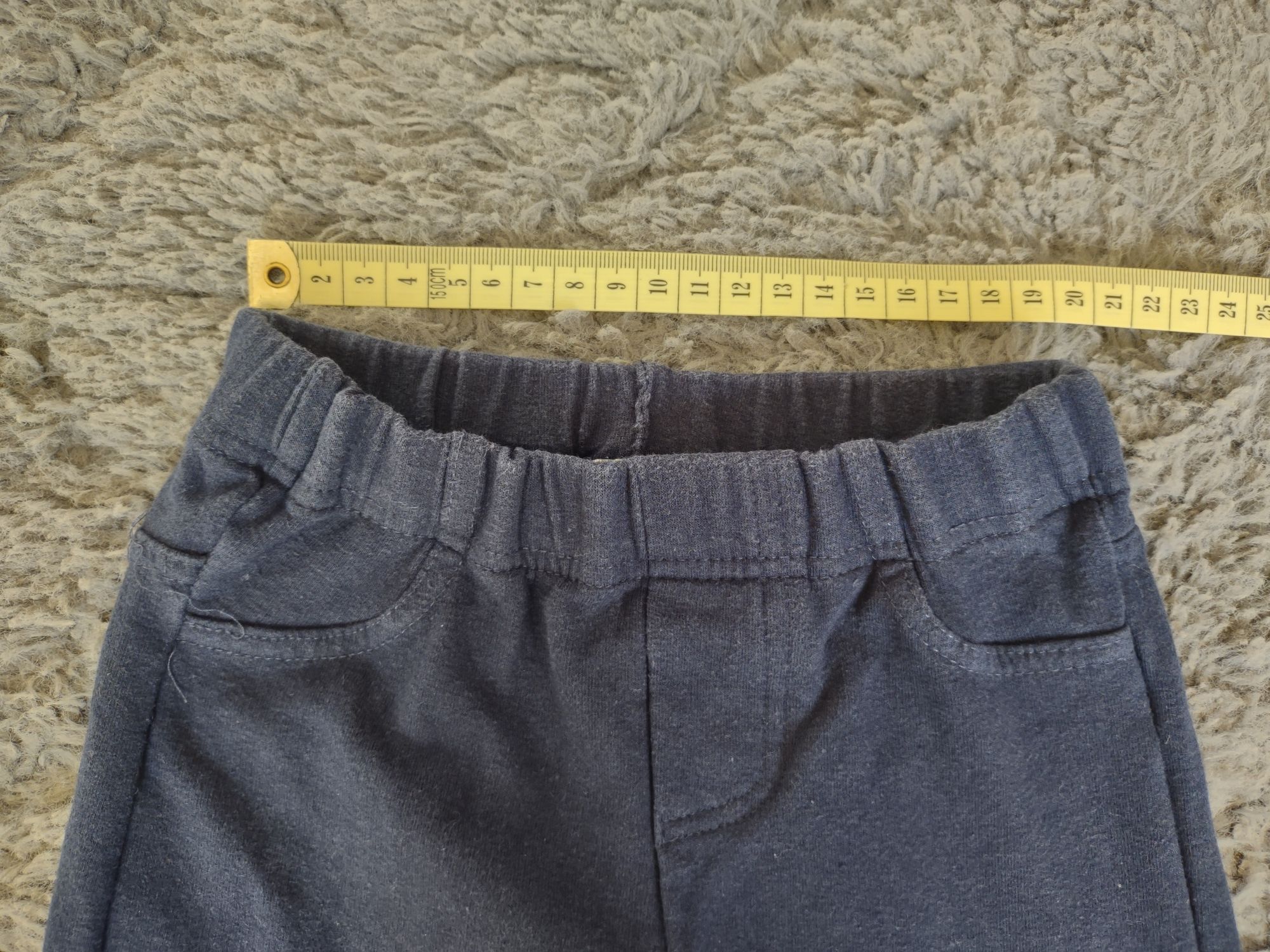 Spodnie dla dziewczynki, rozmiar 104