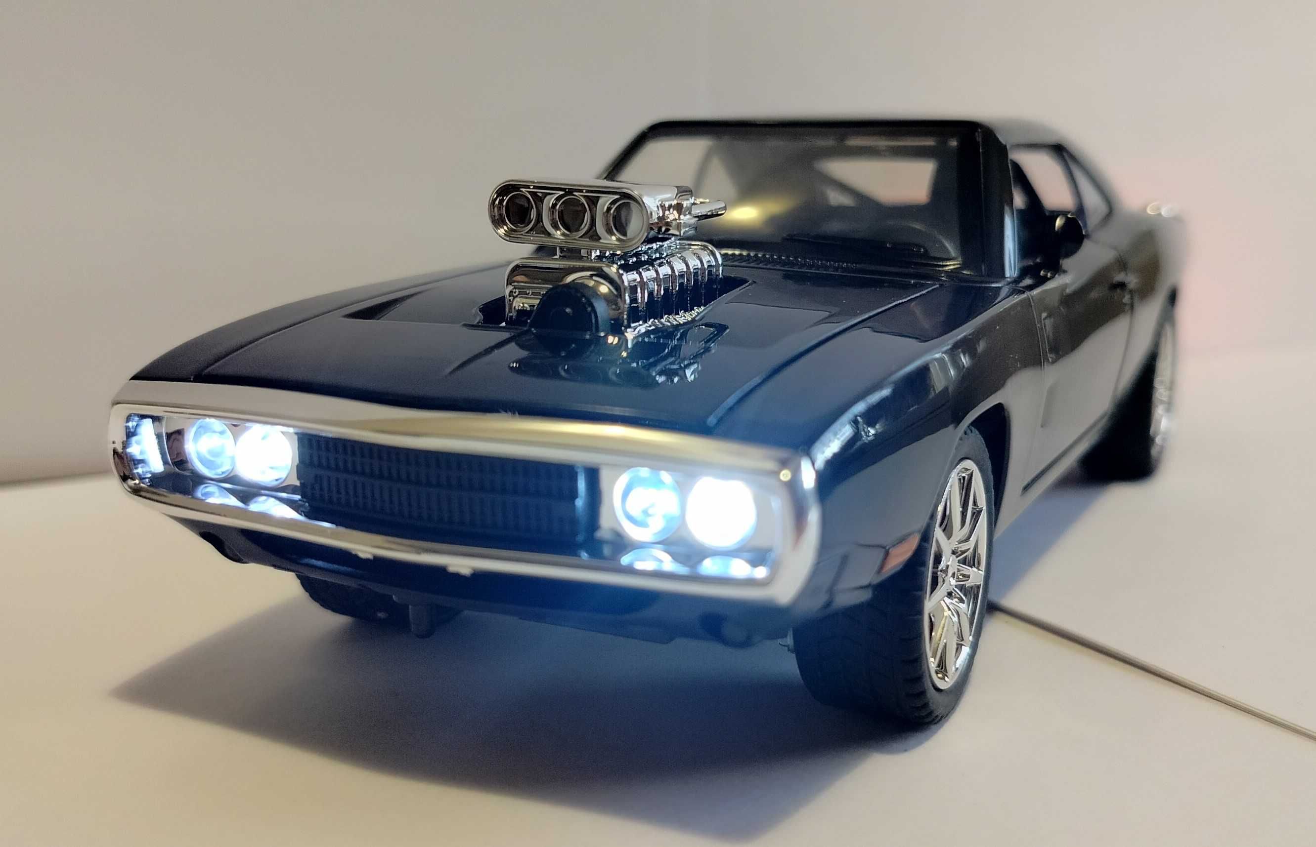 skala 1:24 Model samochodu Dodge Charger 1970r autko zabawka mustang