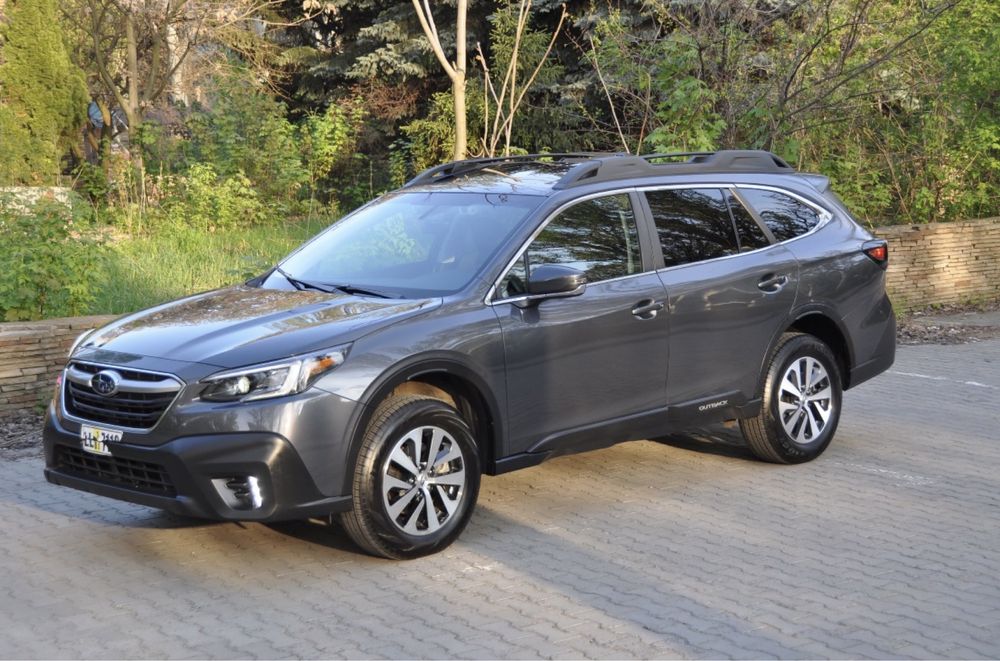 Subaru Outback 2021г.