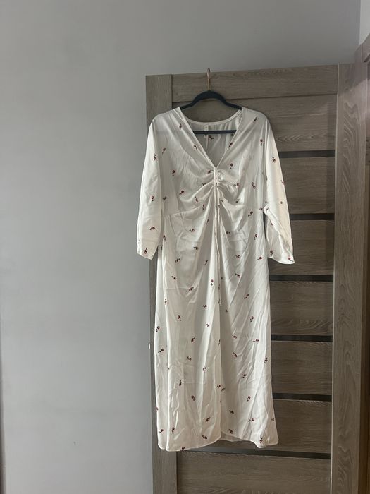 Біла сукня plus size LaVita