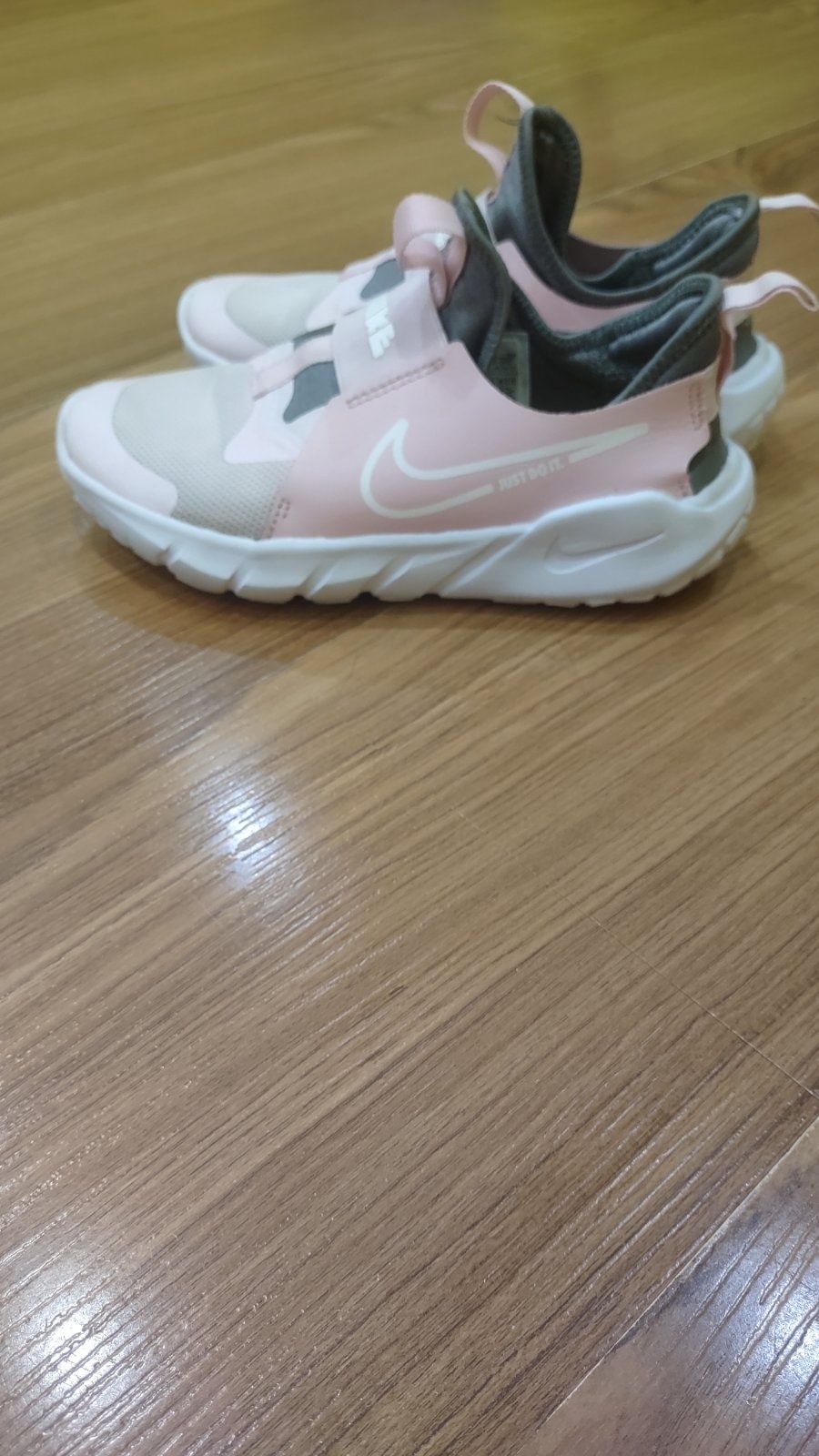 Взуття Кросівки Nike 34 р