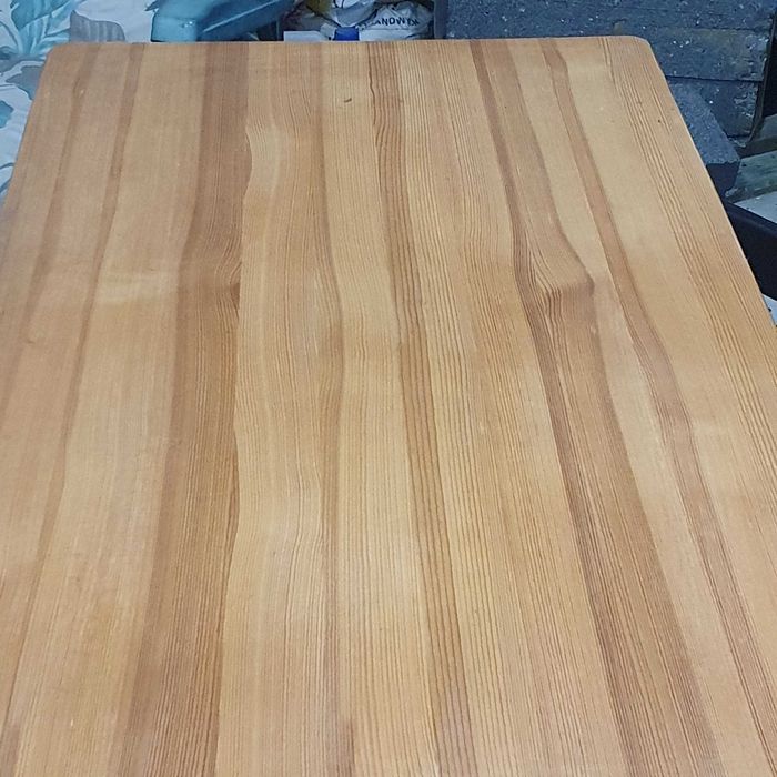 Sprzedam biurko sosnowe drewno