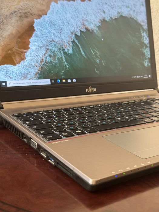 Ноутбук IPS Fujitsu E756 i7 6th SSD DSET021818