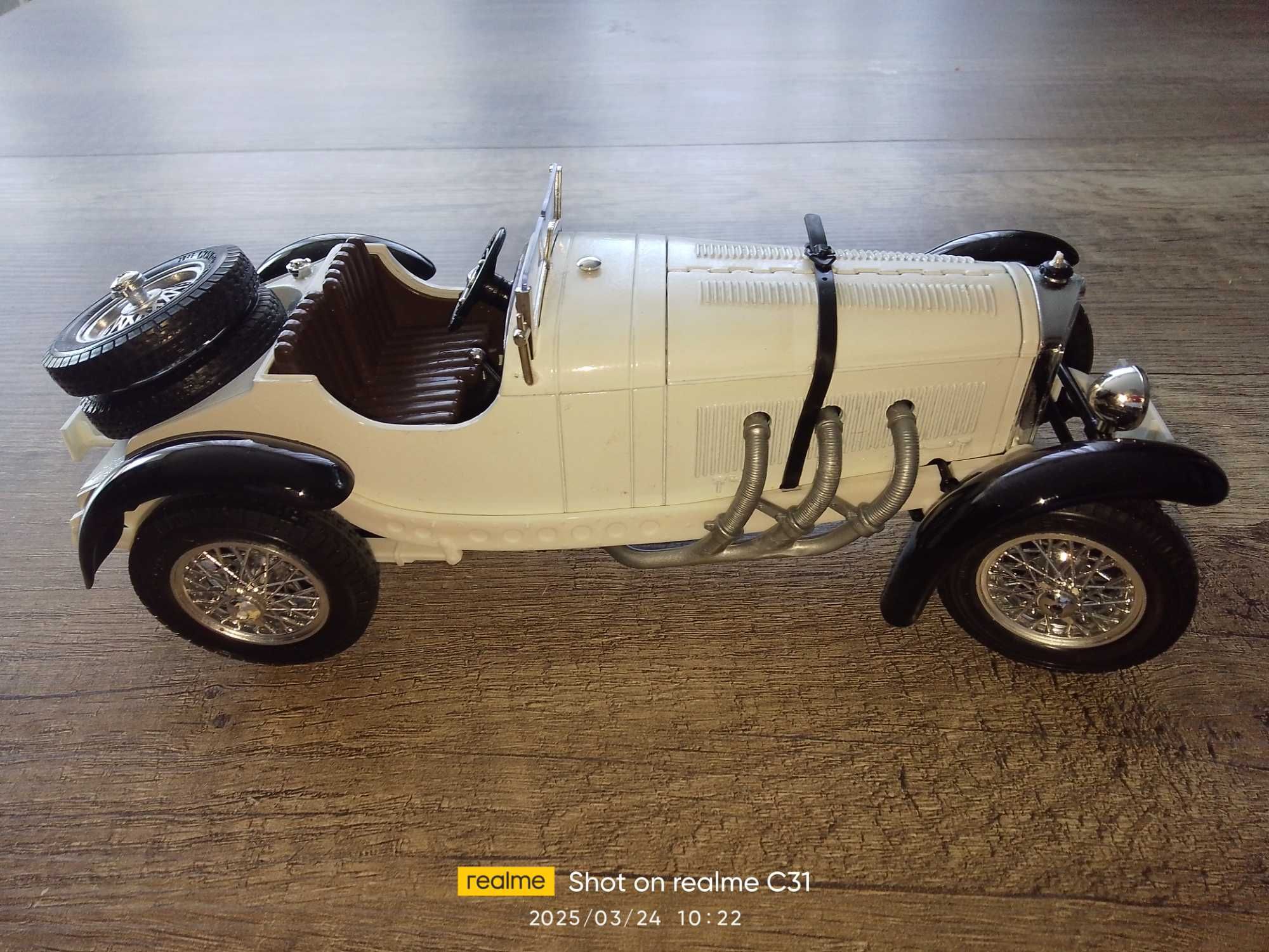 Burago 1:18-Mercedes Benz SSK z 1929r.