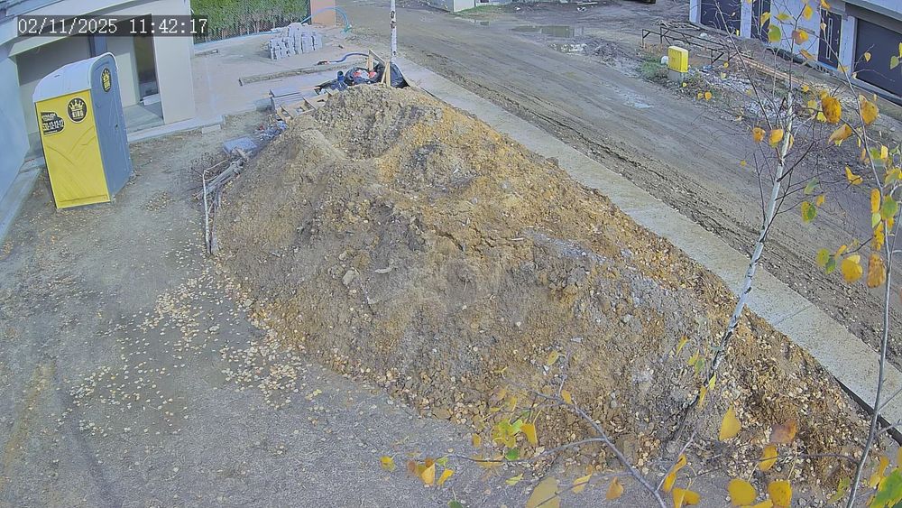 Oddam ziemię z wykopu.