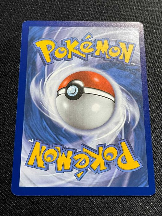 Carta Pokémon Zorua 170/264 Fusion Strike
