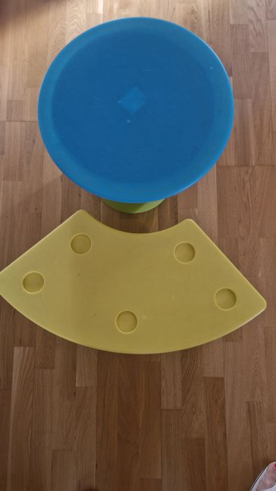 Stolik i ławeczka dla dziecka