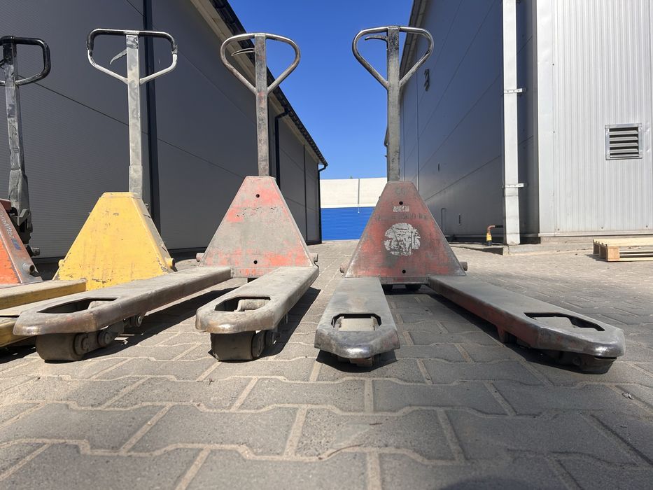 Wózek paletowy, ręczny, paleciak (cena za sztukę)