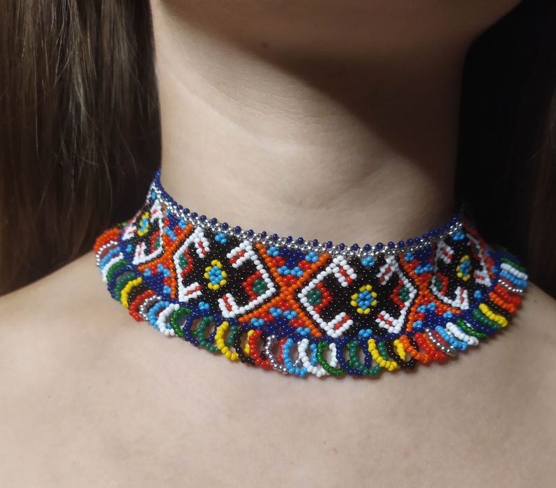 Силянка, сучасна прикраса з традиційними взорами