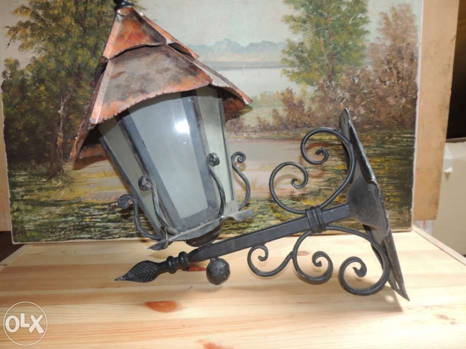 lampa ozdobna na dom lub na taras ręcznie kuta
