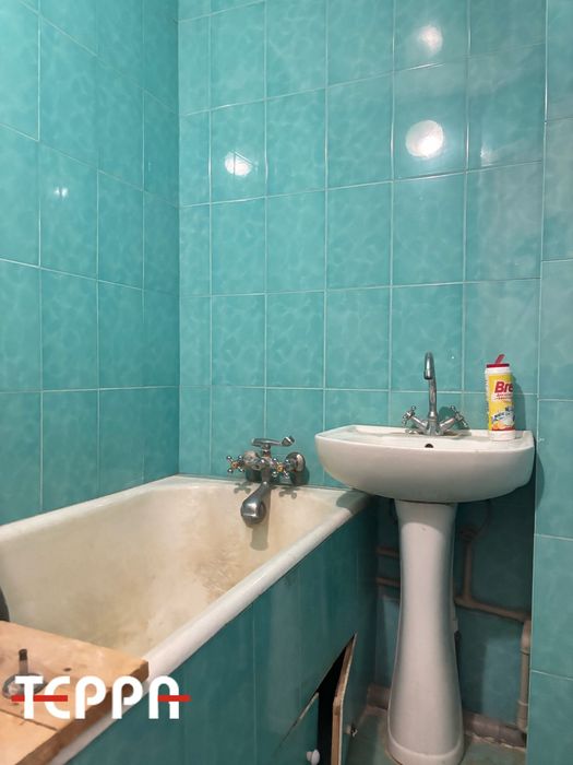 Продаж 3-кімнатної квартири, бул. Центральний