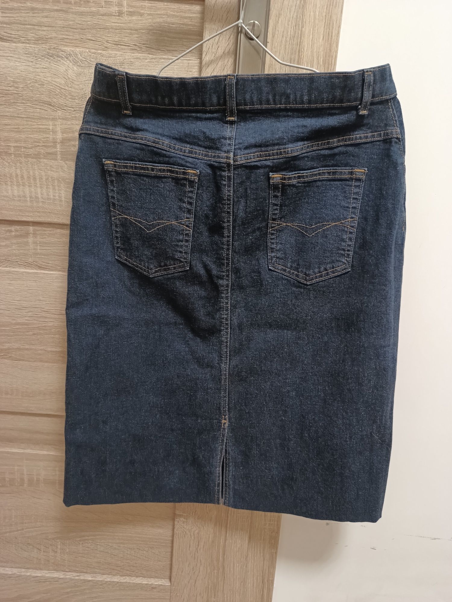 Jeansowa spódnica Marks&Spencer w rozmiarze 2XL/44