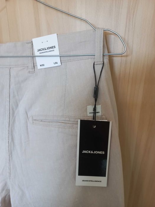 [Nowe z metką] Męskie kremowe spodnie chino Jack & Jones W32 L34