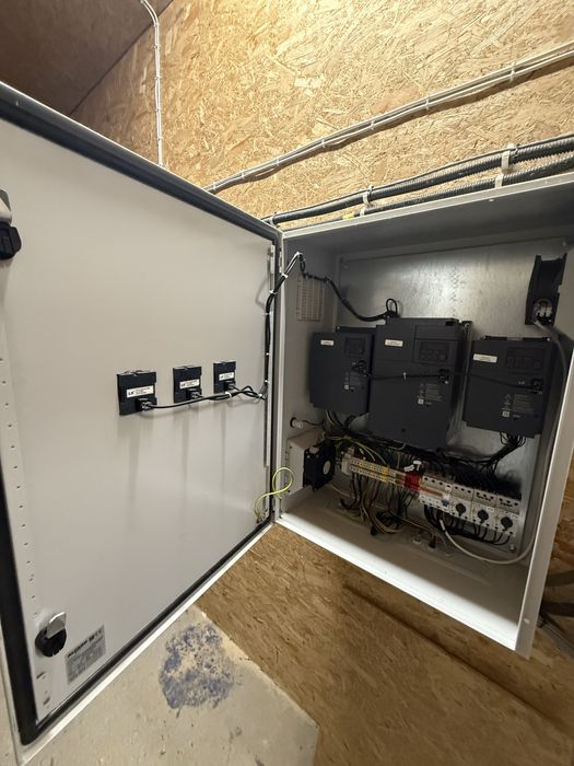 Wykonam szafy sterownicze, rozdzielnice elektryczne, pomiary instalcji