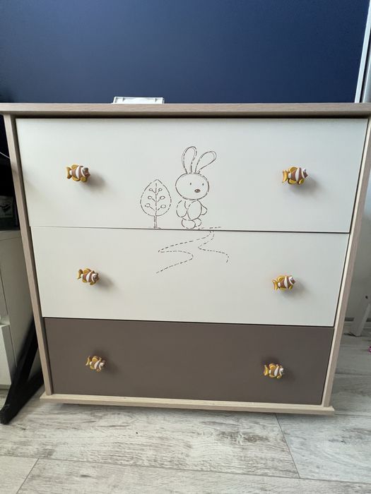 Zestaw mebli dzieciecych klupś zajączek