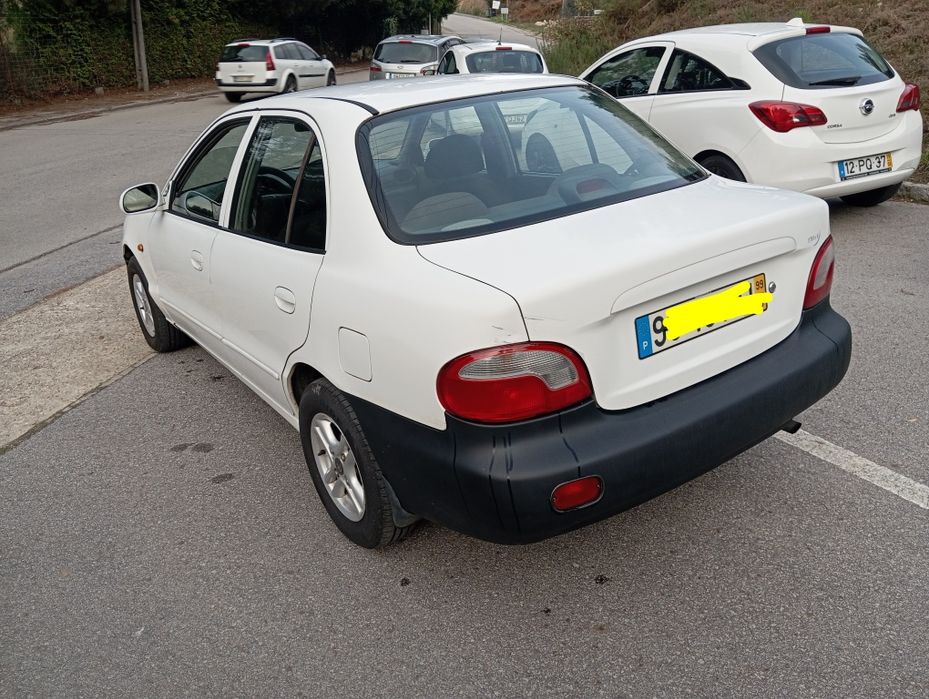 Hyundai accent com ar condicionado