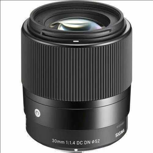 SIGMA 30mm f/1.4 L Mount