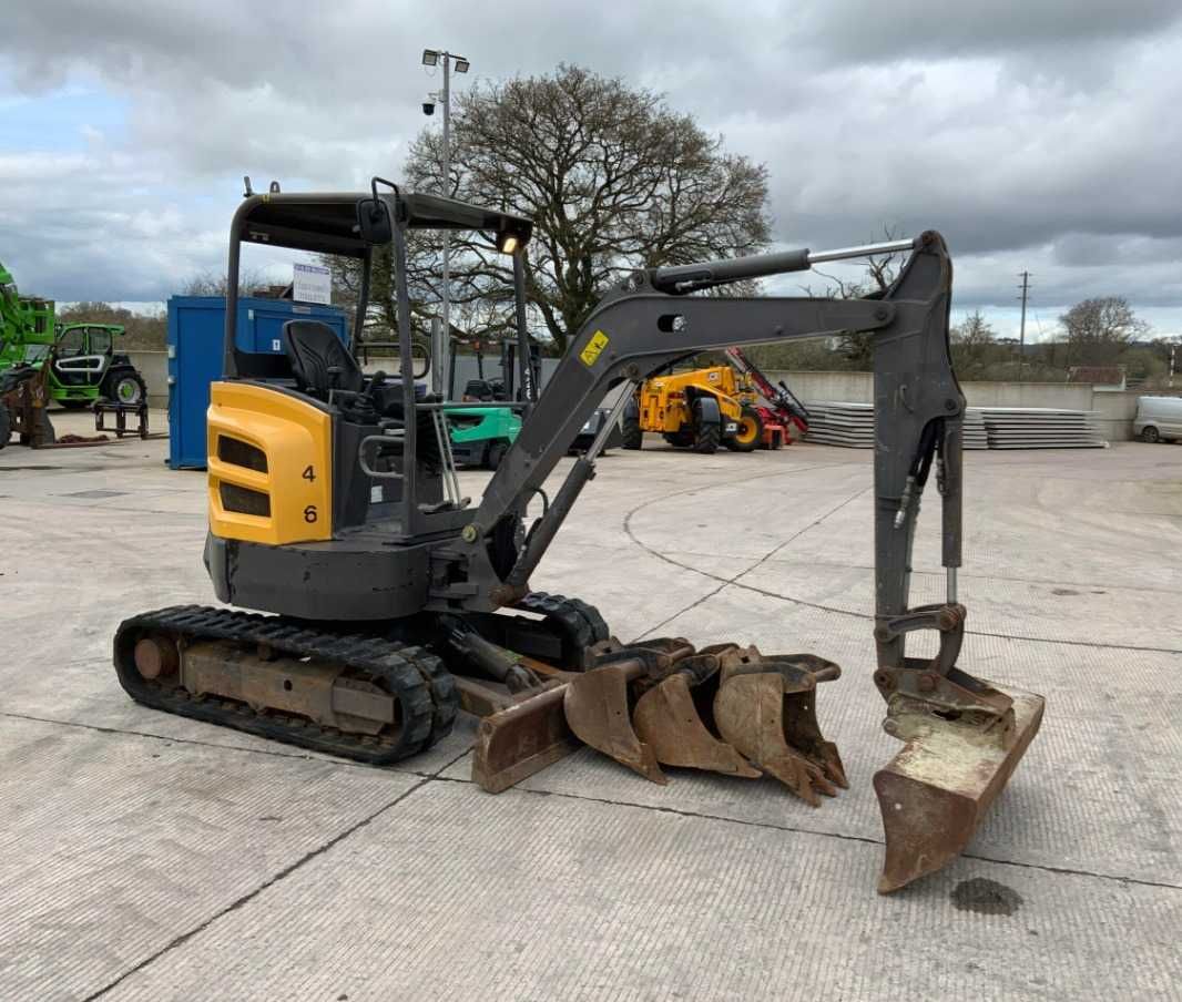 Volvo ECR25D 2014r (Kubota , Bobcat, Hitachi, Yanmar, JCB)