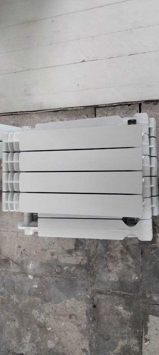 продам батареї Б/У