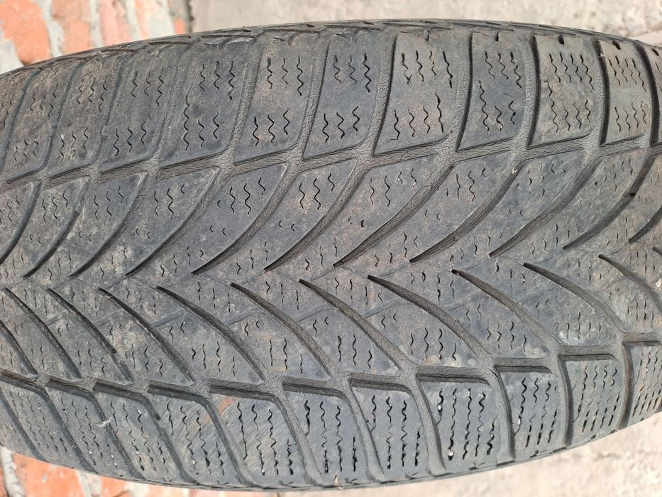 Шини колеса 205×55R16