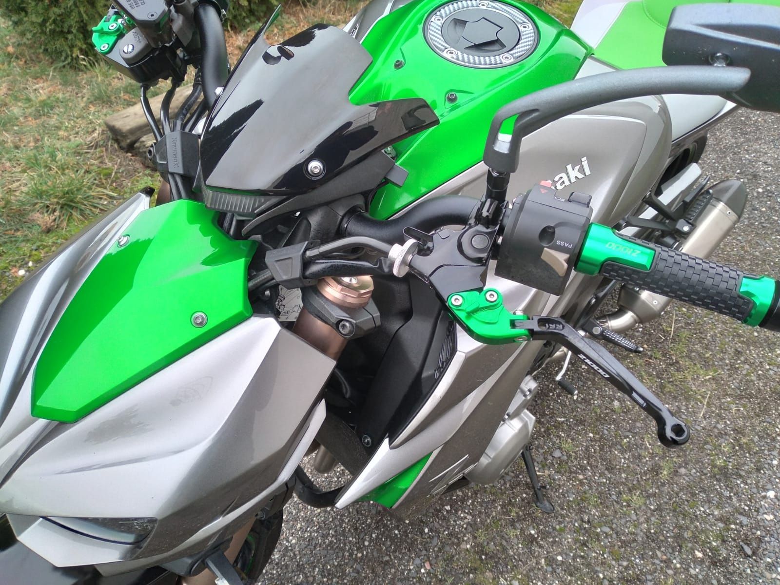 Lusterka,klamki,manetki do Kawasaki Z1000 4gen komplet