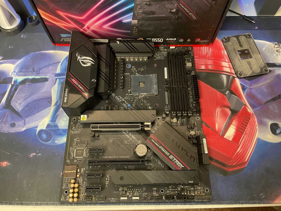 Материнська плата ASUS ROG Strix B550-F Gaming AM4 ТОП!