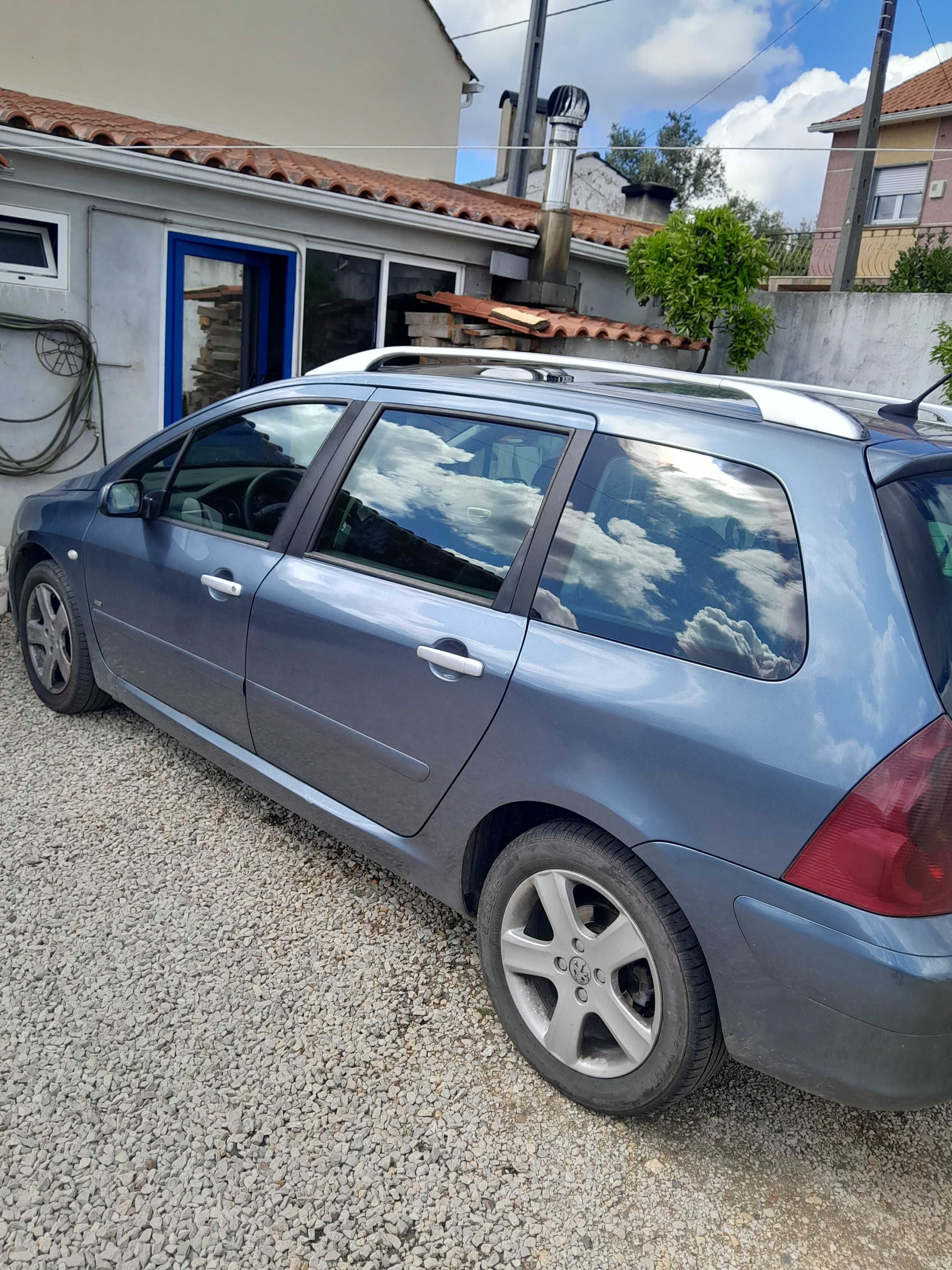 Peugeout 307. 7 lugares