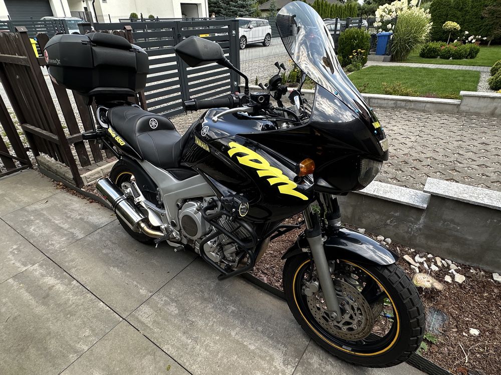 Yamaha TDM 850 z 2001r. w fajnym stanie.