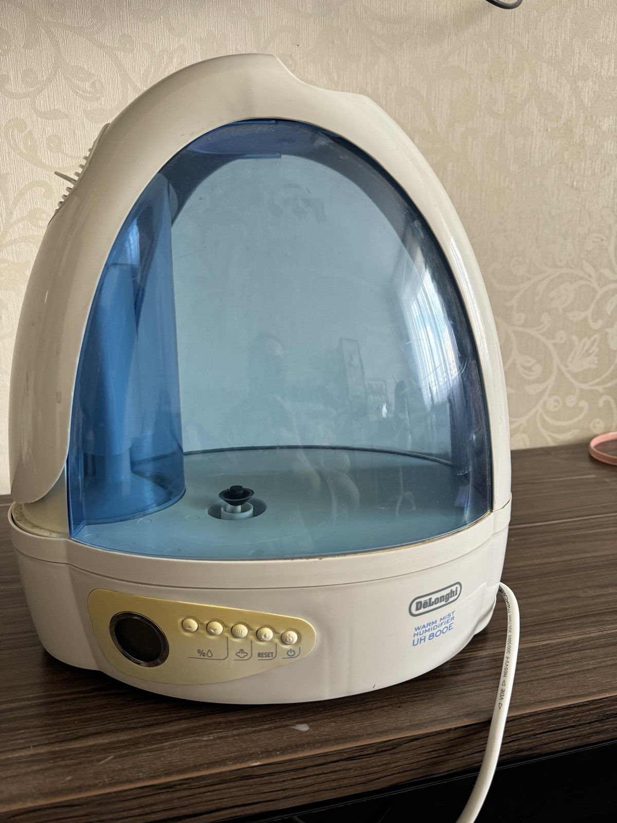 Зволожувач повітря Delonghi