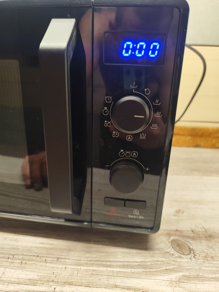 Kuchenka mikrofalowa Toshiba