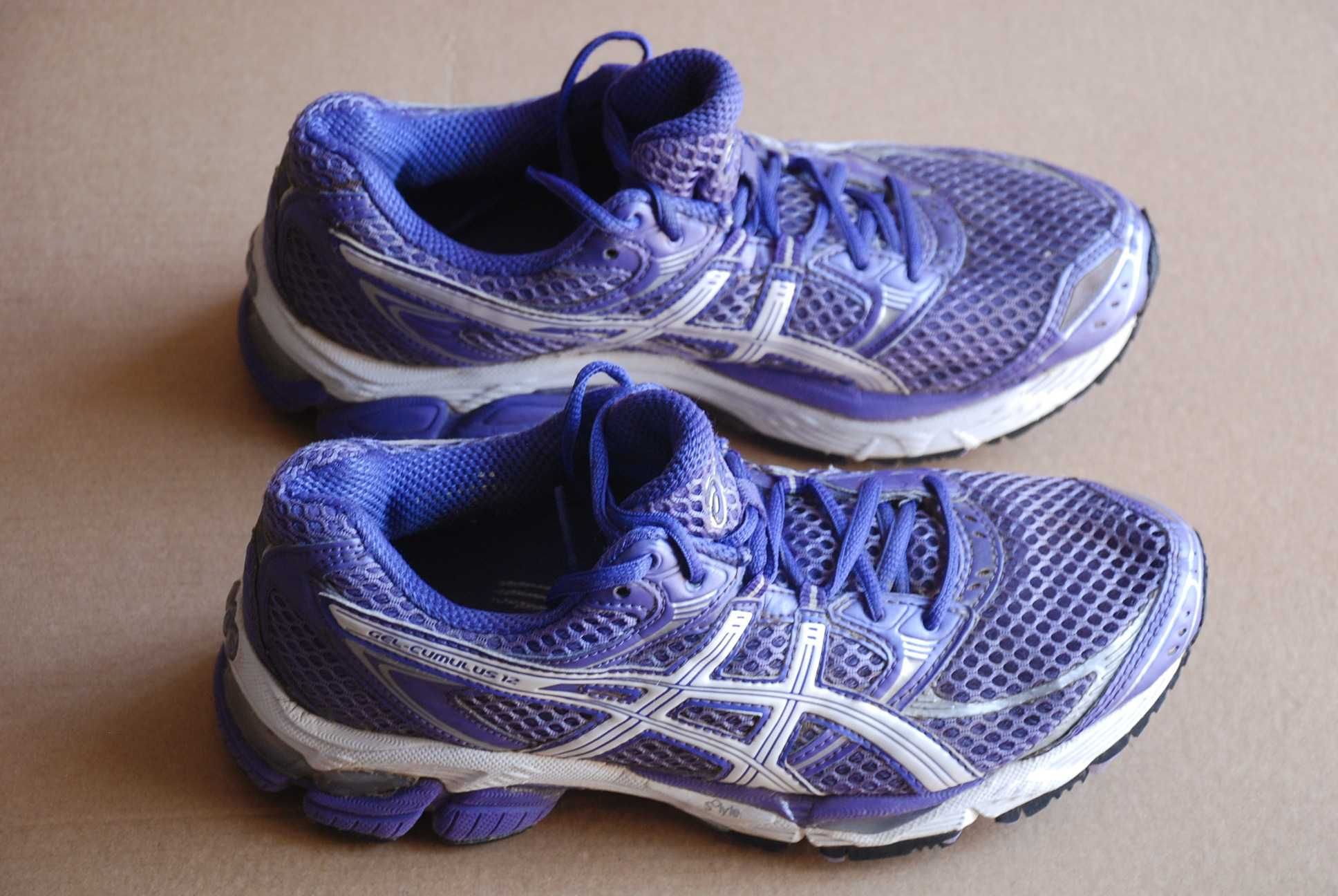 Buty Asics Gel Cumulus 12, r. 39, wkładka 25,5 cm