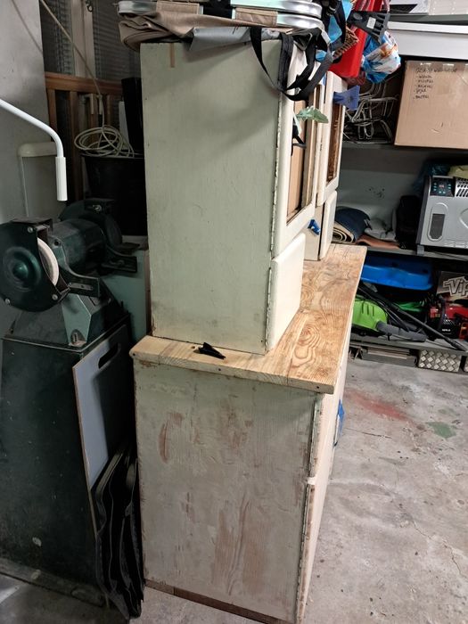 Kredens do renowacji