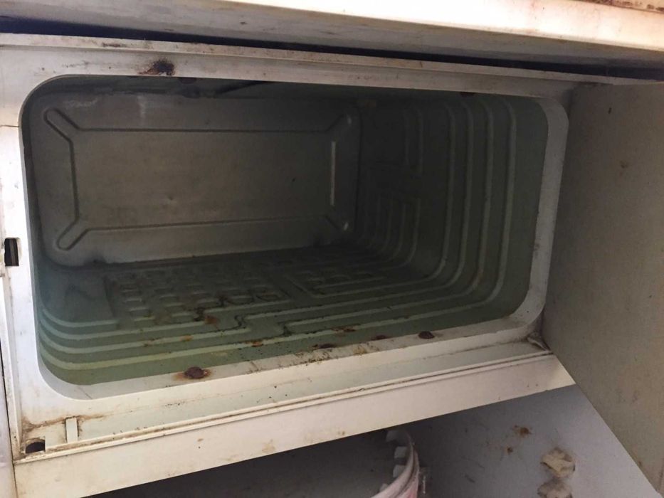 Холодильник днепр 2