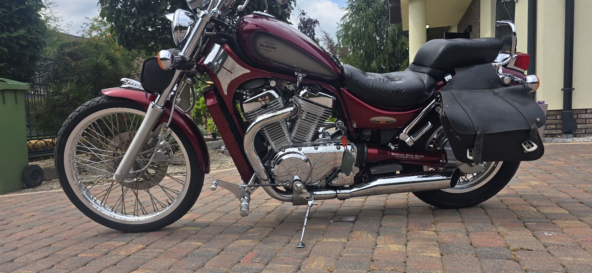 Suzuki Intruder VZ 800