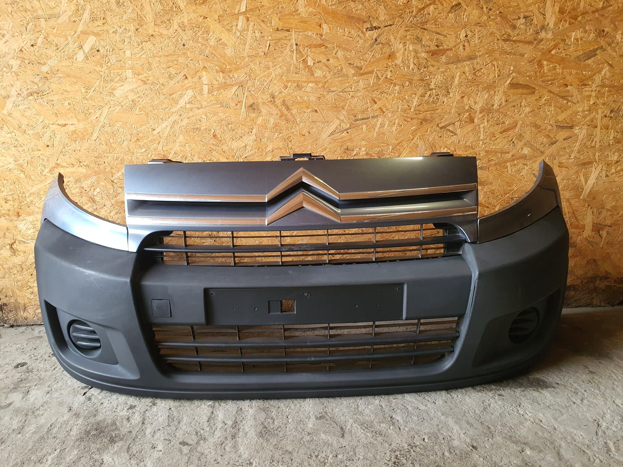 Zderzak maska lampa pas Citroen Jumpy II EZW