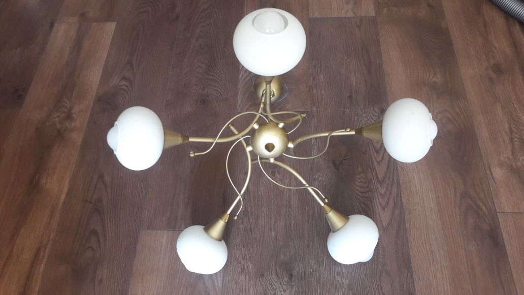 Lampa wisząca. 5 punktów świetlnych z żarówkami LED