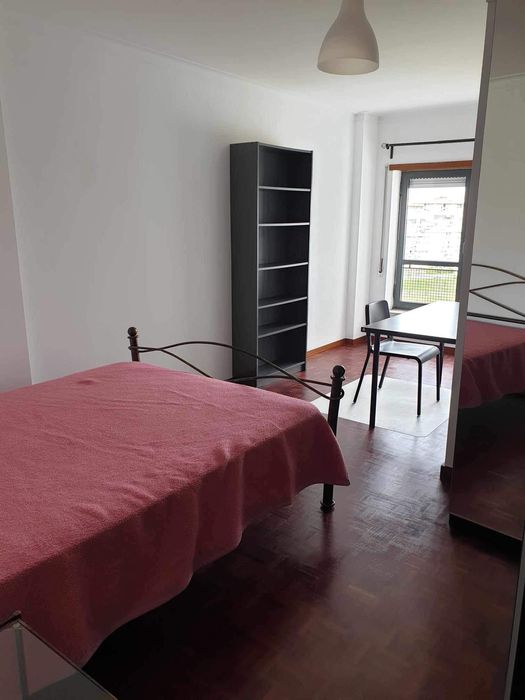 Quarto estudante/professor