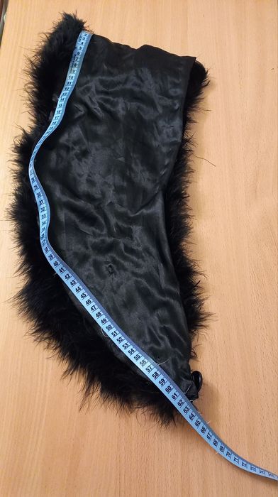Горжетка накидка черная из пуха