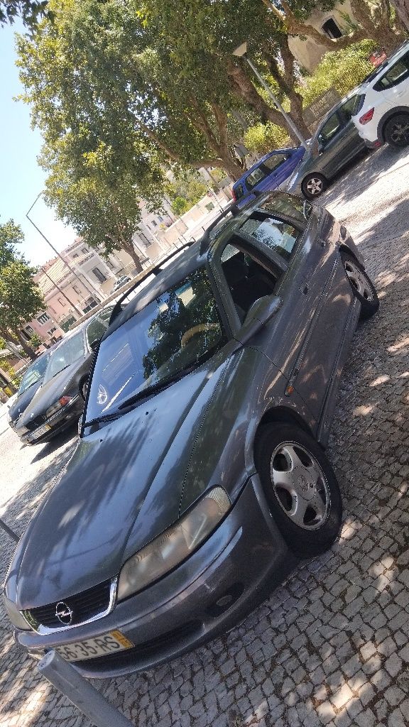 Vendo carro barato