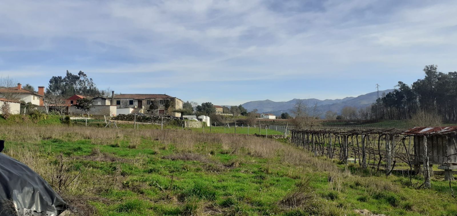 Terreno com área urbanizável